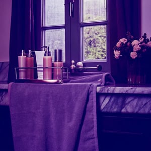 Best Moisturizer for 70 Year Old Skin—Dermatologists Reveal Their Top Picks